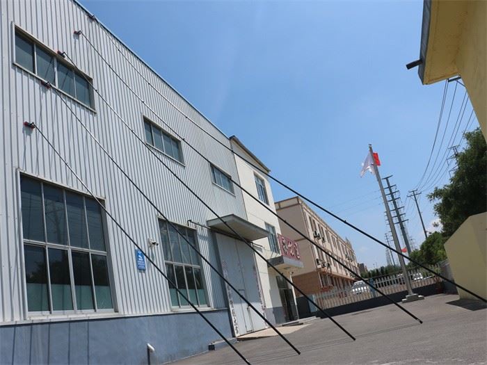 Poteau Télescopique Alimenté En Eau De 3 m à 20 m Pour Le Nettoyage Des Vitres